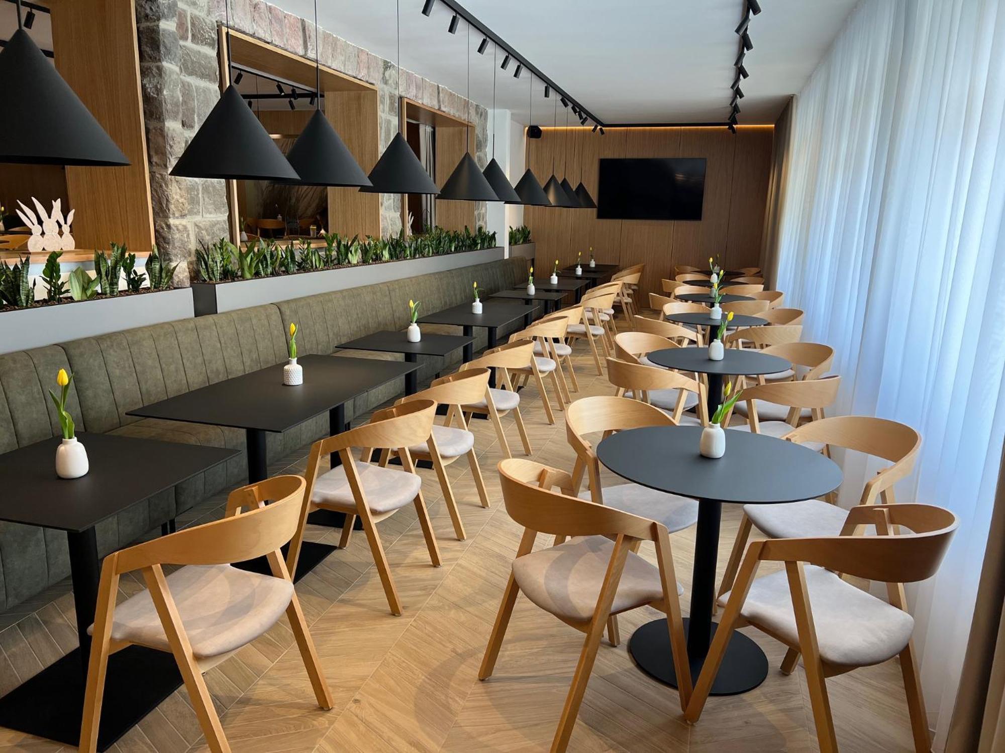 Horsky Hotel Remata Raztocno Экстерьер фото